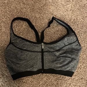 Incredible Knockout Front-Close by Victoria Sport